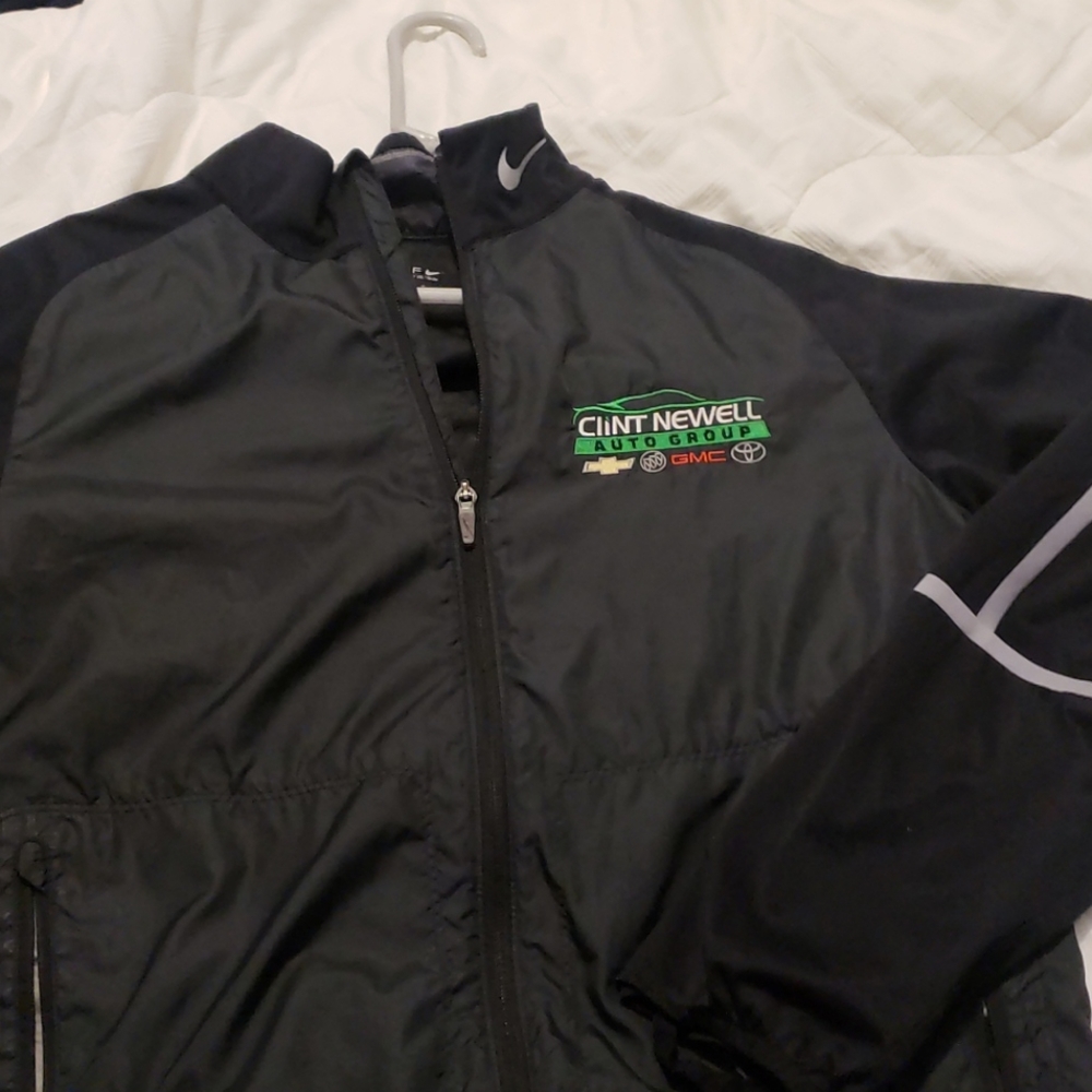 Nike windbreaker